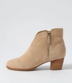 Govak W Latte Suede Ankle Boots