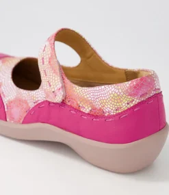 Gummibear W Fuchsia Pinwheel Leather Flat Shoes