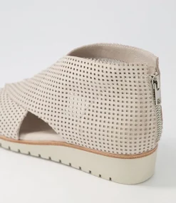 Gwisse Stone Leather Sandals
