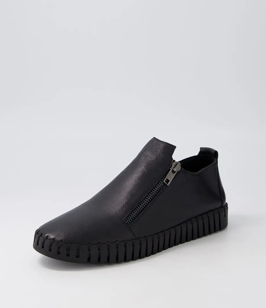 Havika Black Leather Sneakers