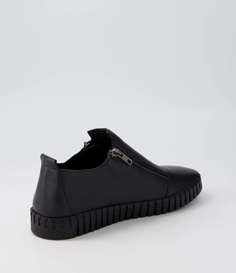 Havika Black Leather Sneakers