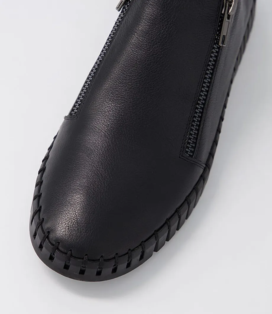 Havika Black Leather Sneakers