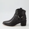 Hoyo Black Leather Ankle Boots