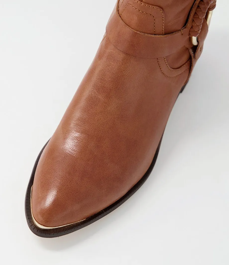 Hoyo Cognac Leather Ankle Boots