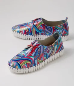 Huskies Blue Swirl Patent Leather Sneakers