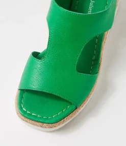 Ippa Bright Emerald Leather Sandals