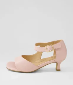Irunn Xw Rose Leather Sandals