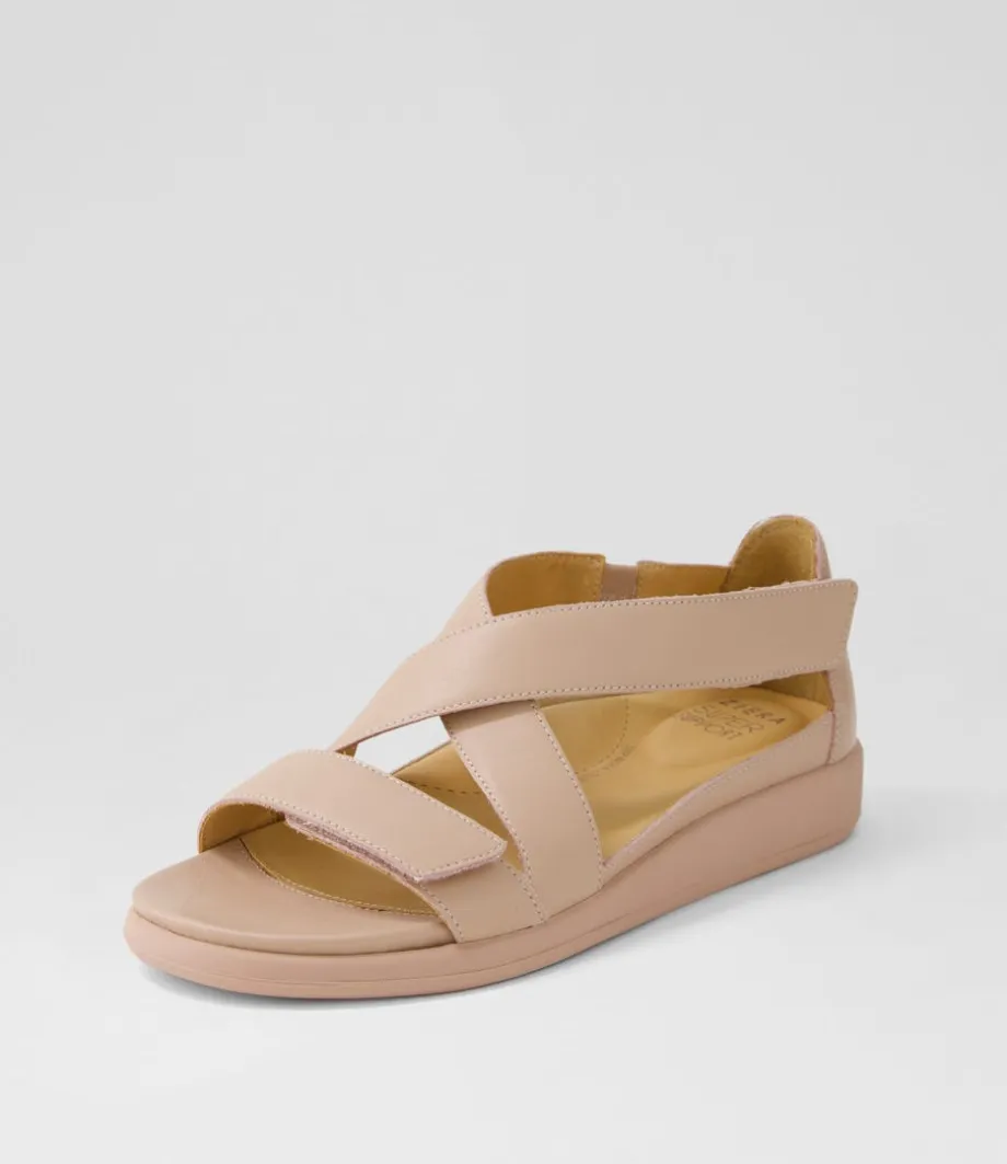 Issy W Blush Leather Sandals