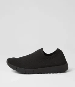 Jixxi Black Fabric Sneakers
