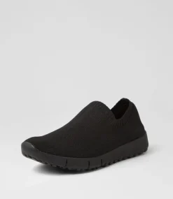 Jixxi Black Fabric Sneakers