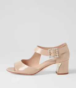 Juzy Cafe Patent Leather Sandals