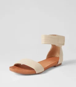 Juzz Milk Leather Sandals