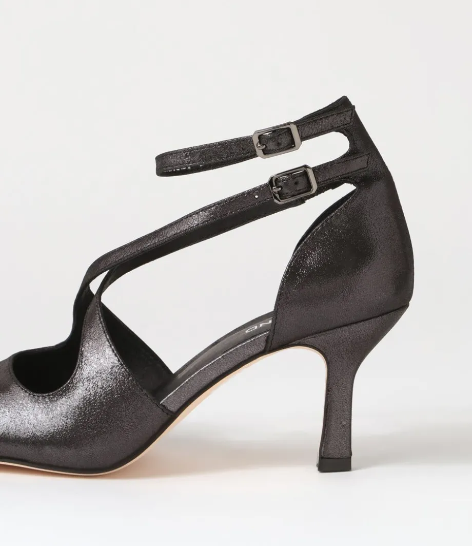 Lanyey Black Shimmer Leather Sandals