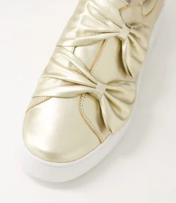 Loja Pale Gold Shine Leather Sneakers
