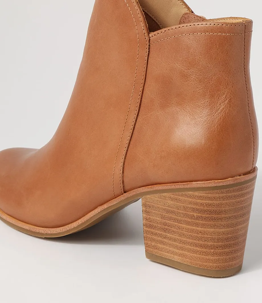 Luben W Tan Leather Ankle Boots