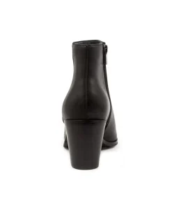 Luck W Black Leather