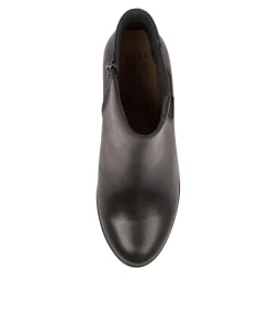 Luck W Black Leather