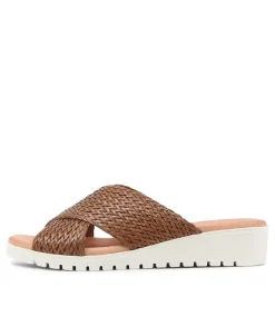 Manal Dark Tan Weave Slides