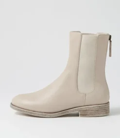 Martela Almond Leather Chelsea Boots