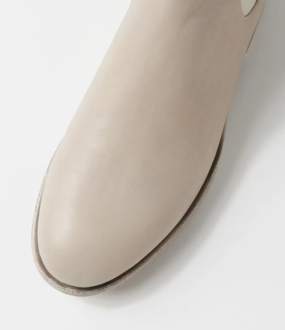 Martela Almond Leather Chelsea Boots