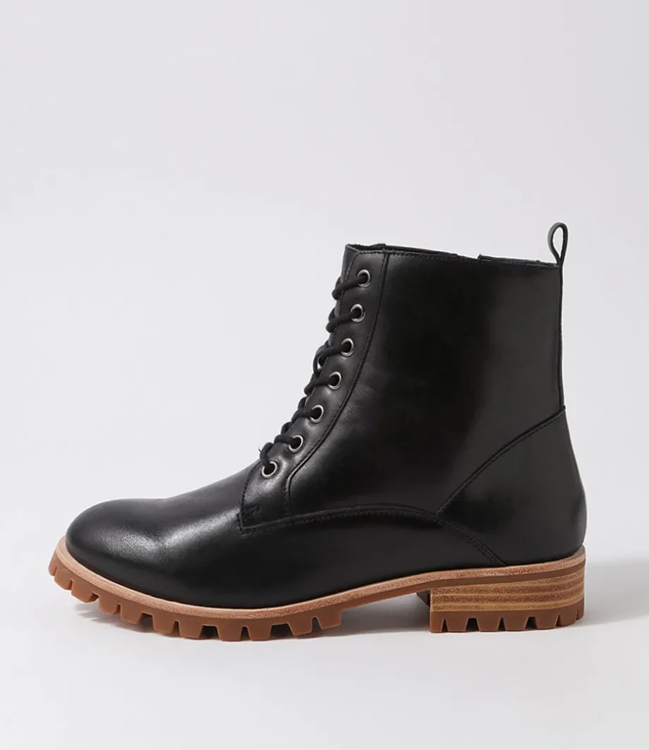 Minoru W Black Leather Lace Up Boots