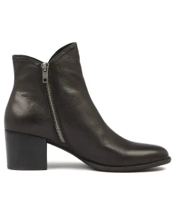 Mockas Black Leather
