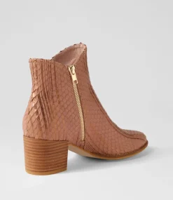 Mockas Blush Metallic Cut Leather Ankle Boots