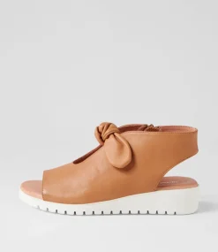 Moneka Dark Tan White Leather Sandals