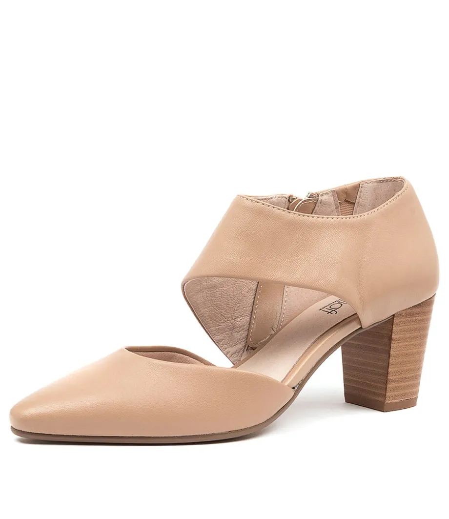Naja Su Nude Leather