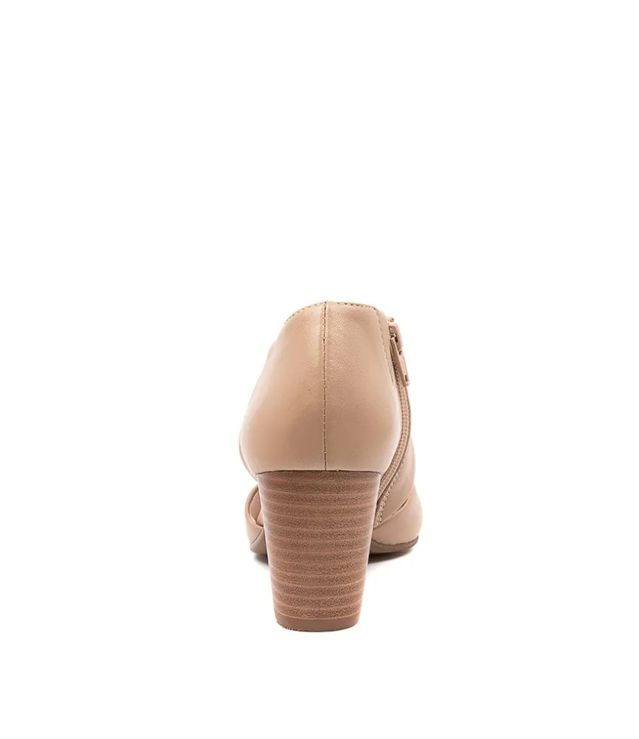 Naja Su Nude Leather