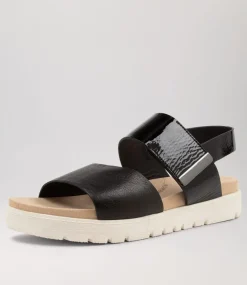 Nakta Xw Black Leather Patent Sandals Ws