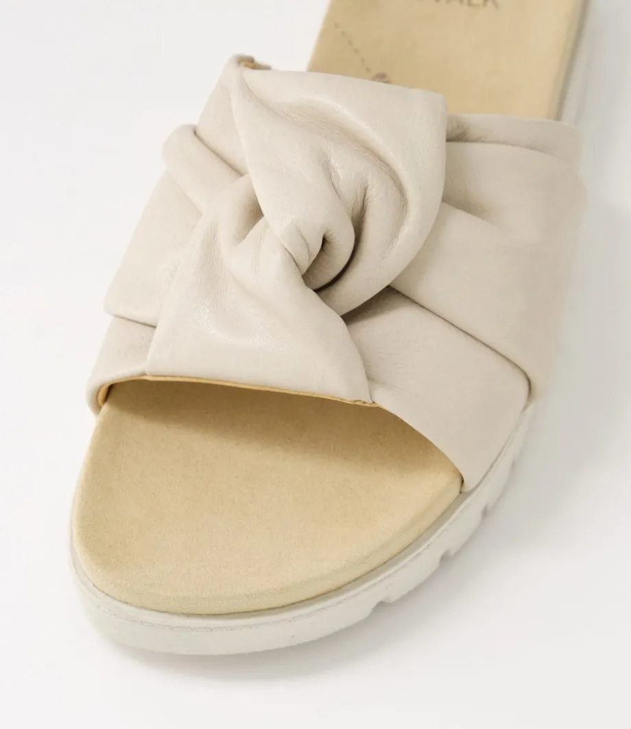 Nulla Xw Almond Leather Slides