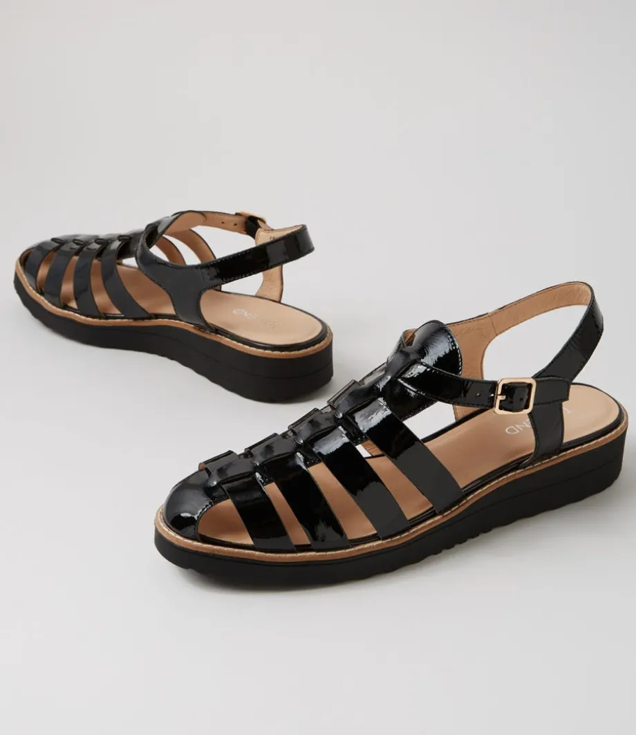 Oblight Black Patent Leather Flat Shoes