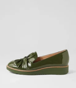 Oclem Khaki Patent Leather Loafers