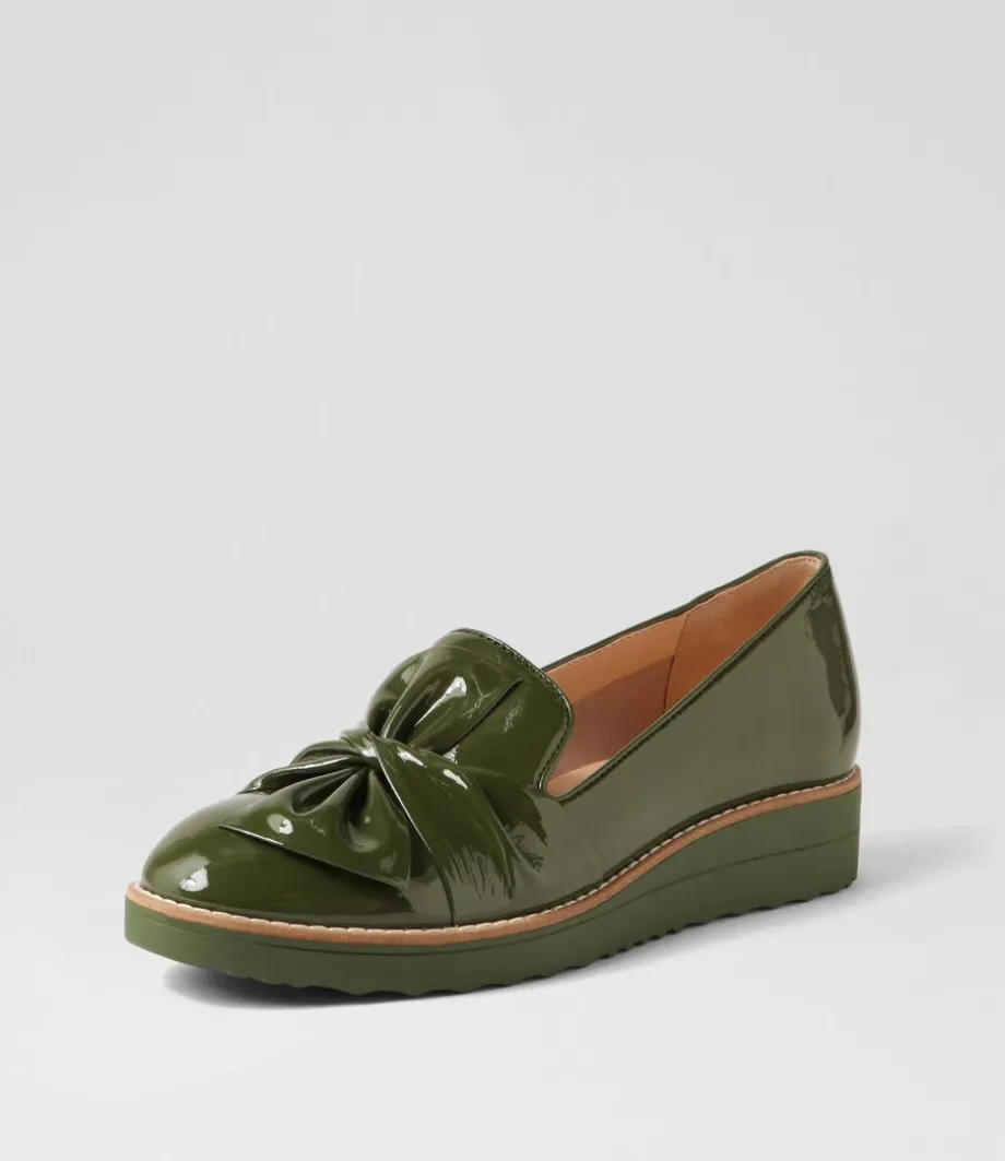 Oclem Khaki Patent Leather Loafers