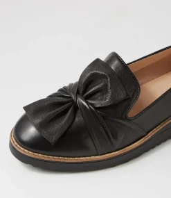 Oclem Lrg Black Patent Leather Loafers