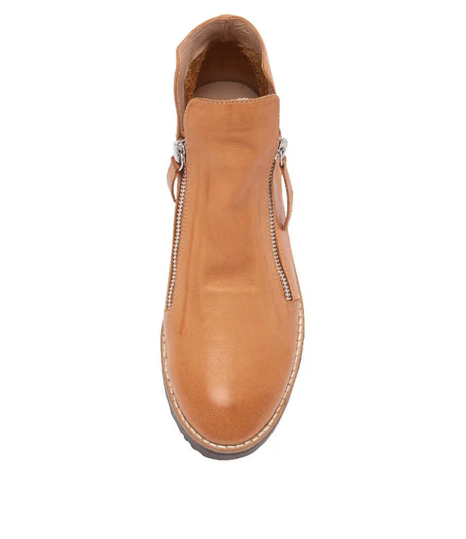Ohmy Dark Tan Leather Wedge Boots Cs