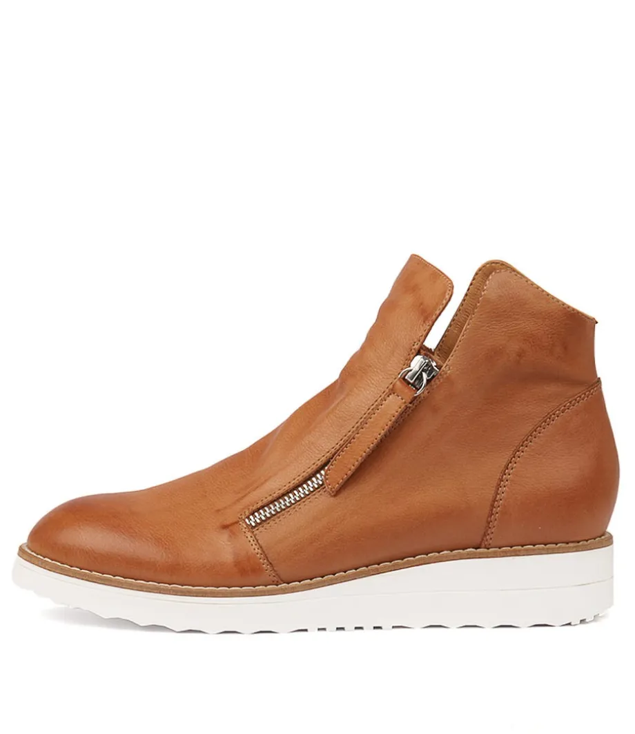 Ohmy Dk Tan Leather