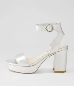 Oita Silver Leather Sandals