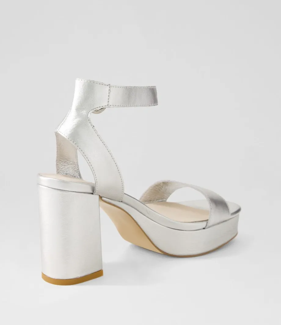 Oita Silver Leather Sandals