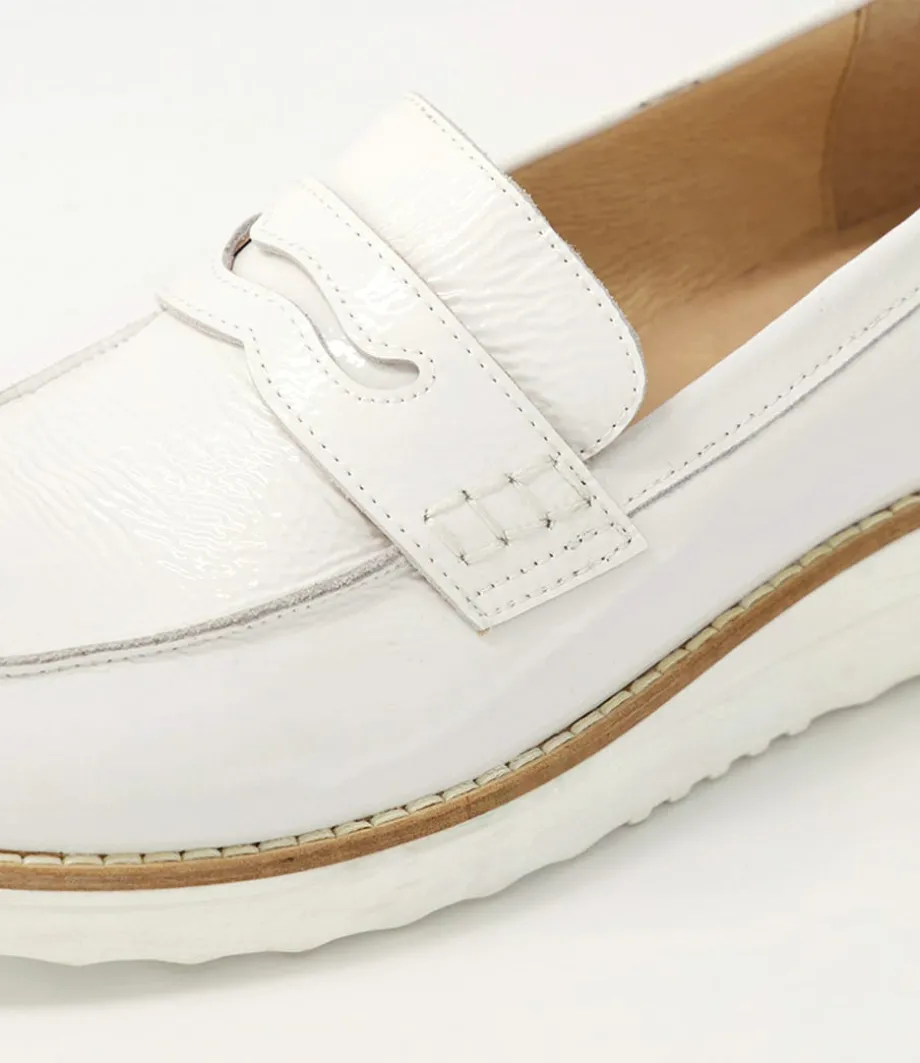 Oley White Patent Leather Flat Shoes