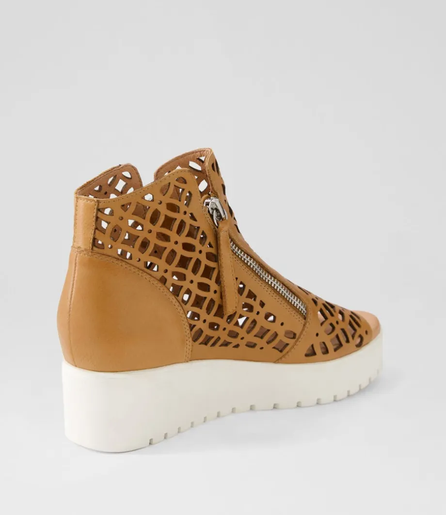 Olizzi Dark Tan White Leather Sandals