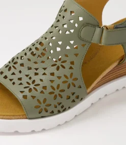 Perynn W Olive Leather Sandals