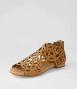 Pietro Tan Leather Sandals