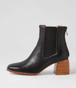 Played Black Natural Leather Chelsea Boots