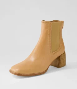 Played Light Tan Natural Leather Chelsea Boots