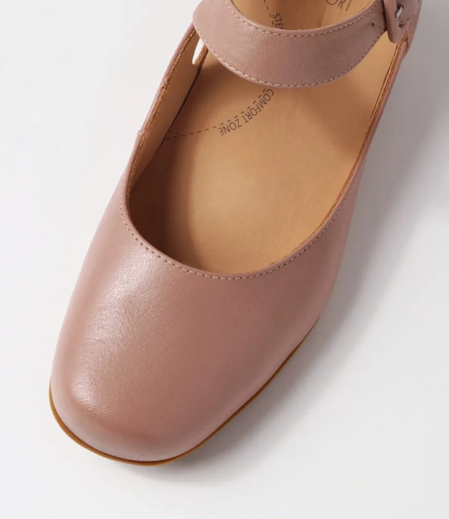 Qango Xw Cappuccino Leather Flat Shoes