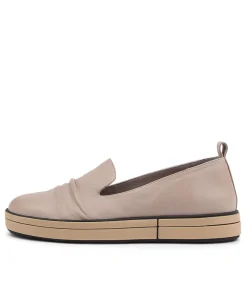 Raider W Smoke Leather Flat Shoes