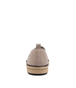 Raider W Smoke Leather Flat Shoes