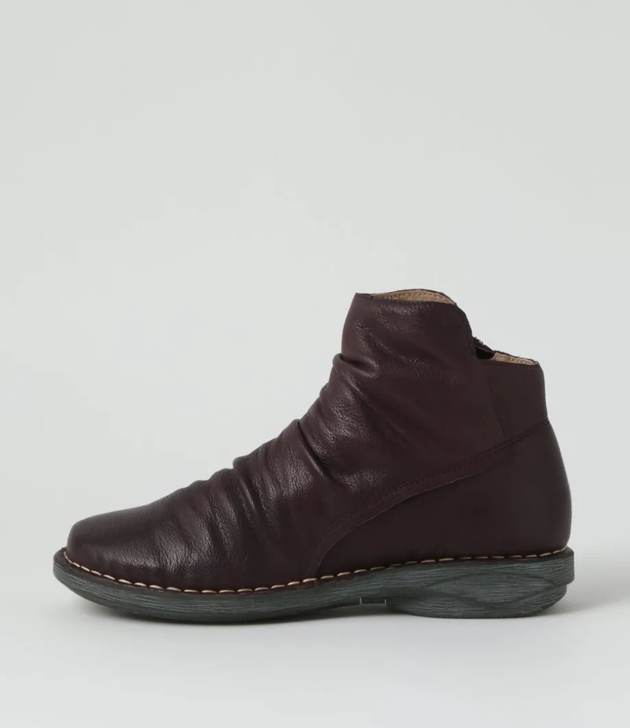 Rarar Purple Leather Ankle Boots